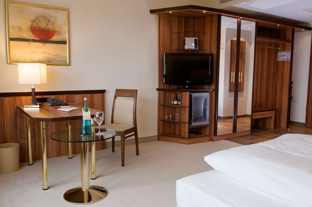 Ringhotel Am Stadtpark Lünen Стая снимка