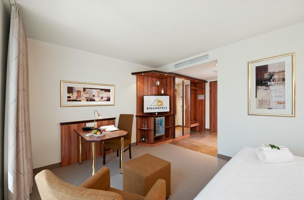 Ringhotel Am Stadtpark Lünen Екстериор снимка